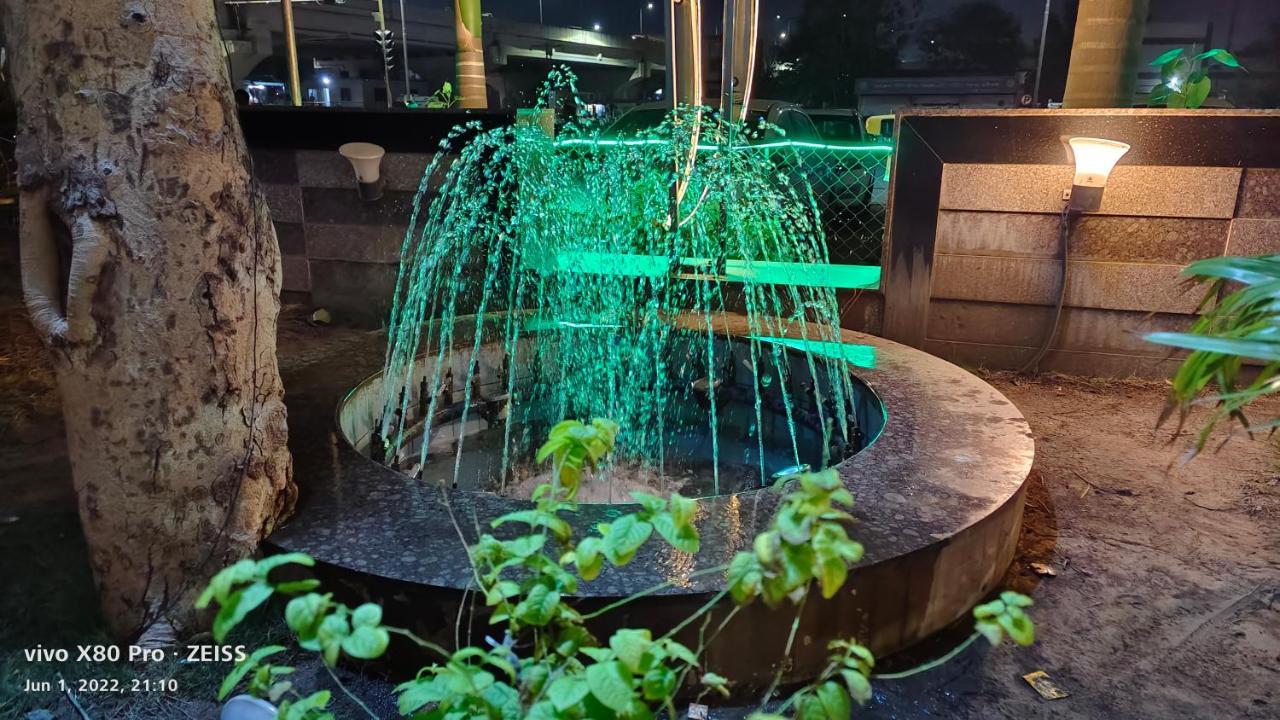 Tgv Hotel Ahmedabad Ngoại thất bức ảnh